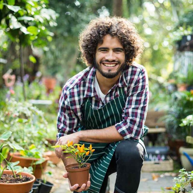 https://innogarden.it/wp-content/uploads/2019/02/team_04-640x640.jpg
